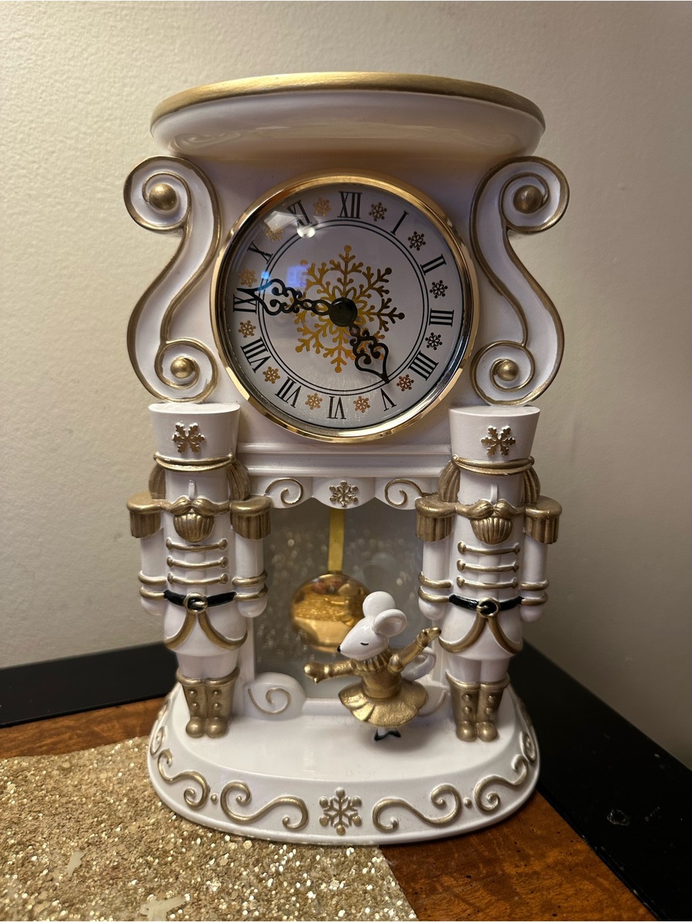 LAST ONE/Bath & Body Works Nutcracker Clock Candle 3 Wick Holder,Christmas 2023